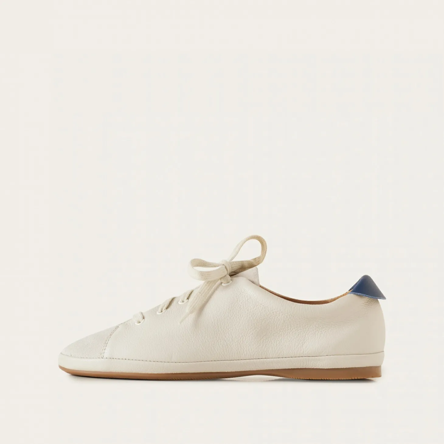 Iga Sneakersy, Bialy